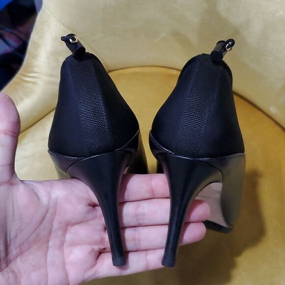 Cole Haan Grand Ambition Black Leather Heels with Adjustable Insert - Picture 7 of 15